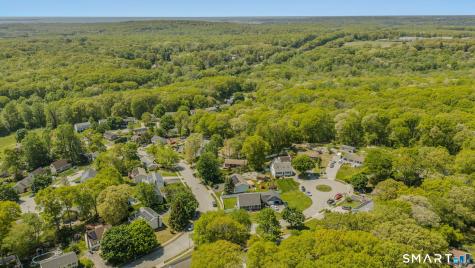6 Amherst Court Groton CT 06355
