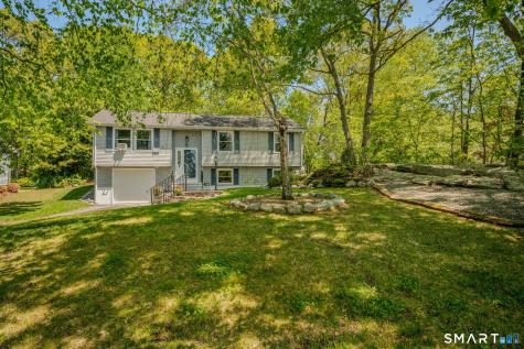 6 Amherst Court Groton CT 06355