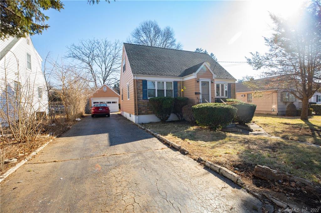 728 Huntington Road Stratford CT 06614