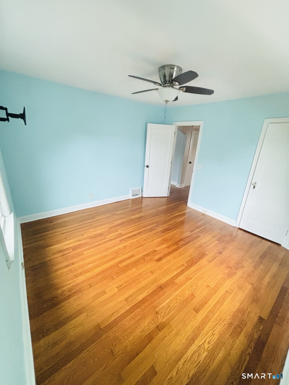 10 Bell Terrace Stratford CT 06614