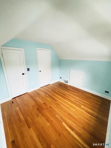 10 Bell Terrace Stratford CT 06614