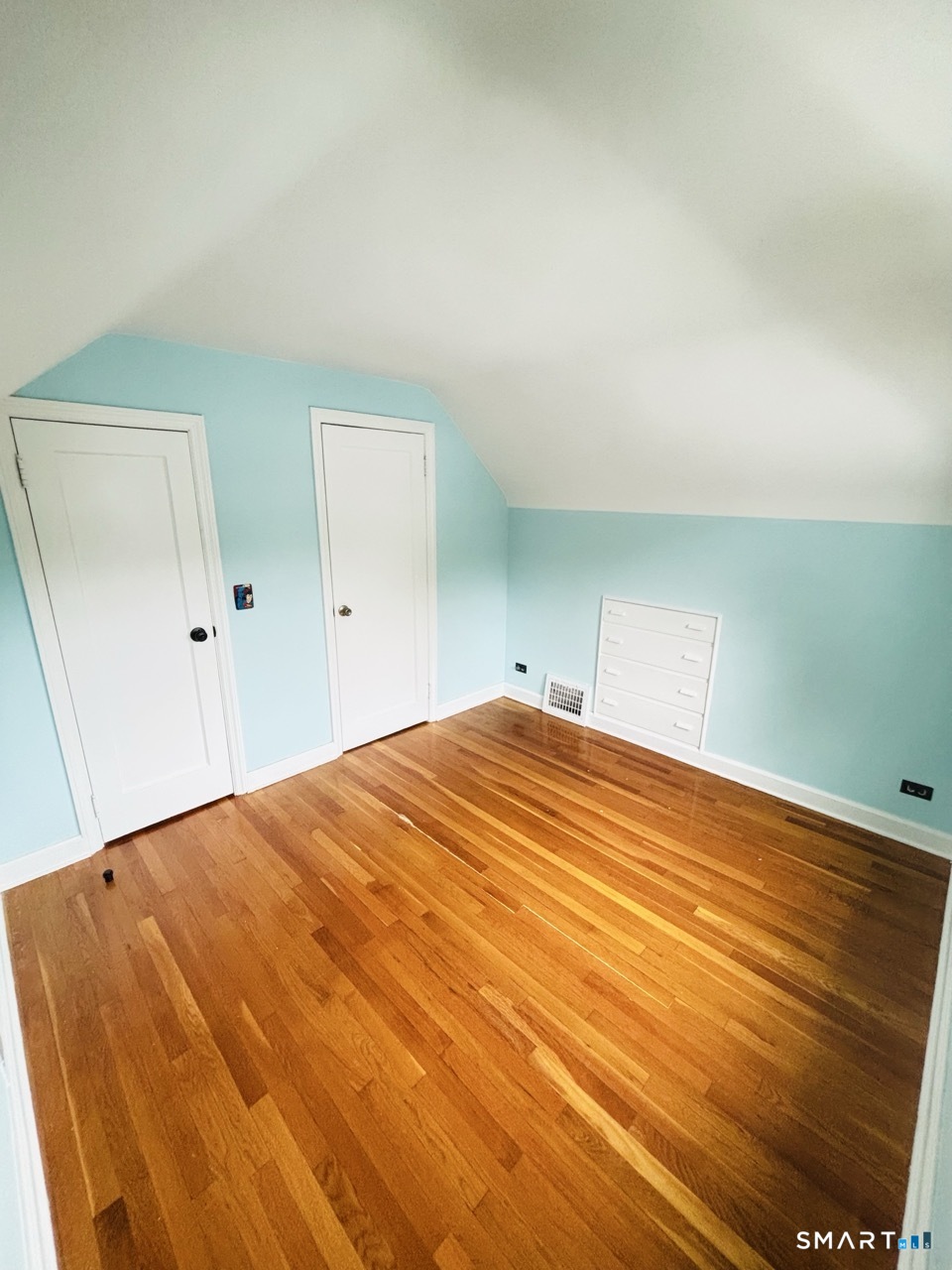 10 Bell Terrace Stratford CT 06614