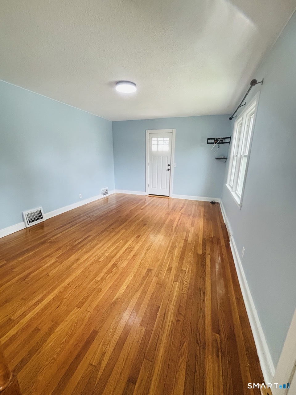 10 Bell Terrace Stratford CT 06614