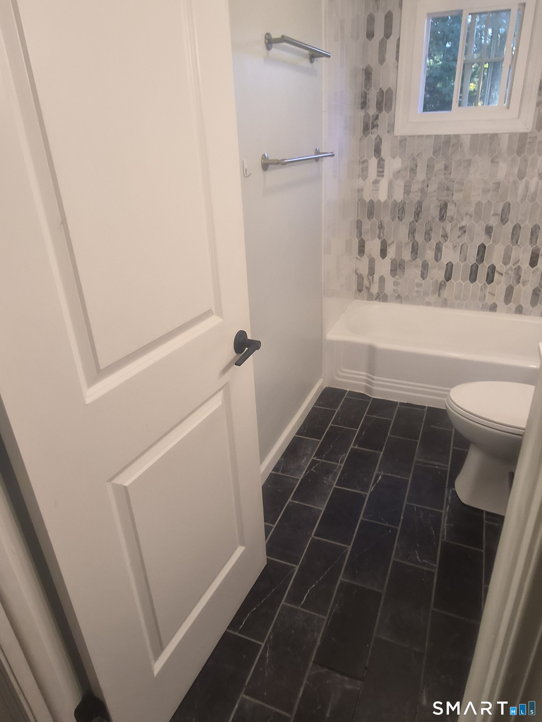 43 Manor Lane South Windsor CT 06074
