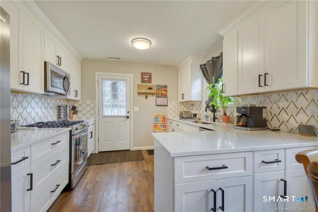 43 Manor Lane South Windsor CT 06074
