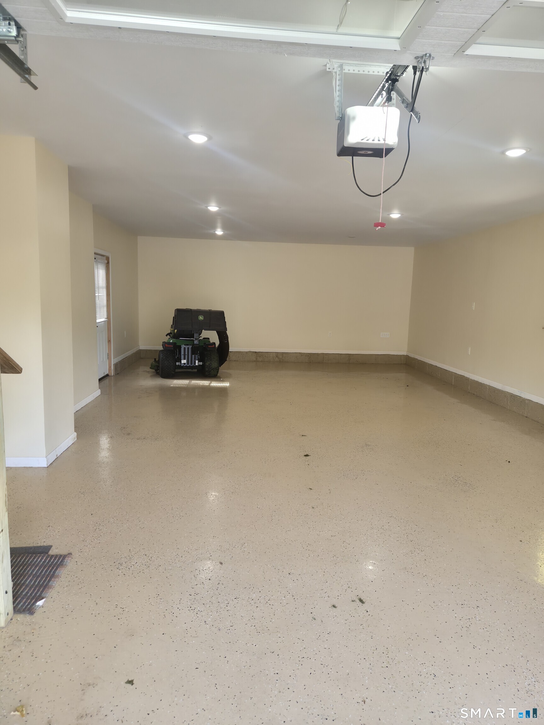 43 Manor Lane South Windsor CT 06074