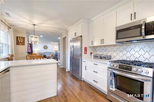 43 Manor Lane South Windsor CT 06074