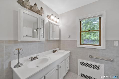 12 Unity Drive Trumbull CT 06611