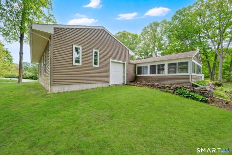 12 Unity Drive Trumbull CT 06611