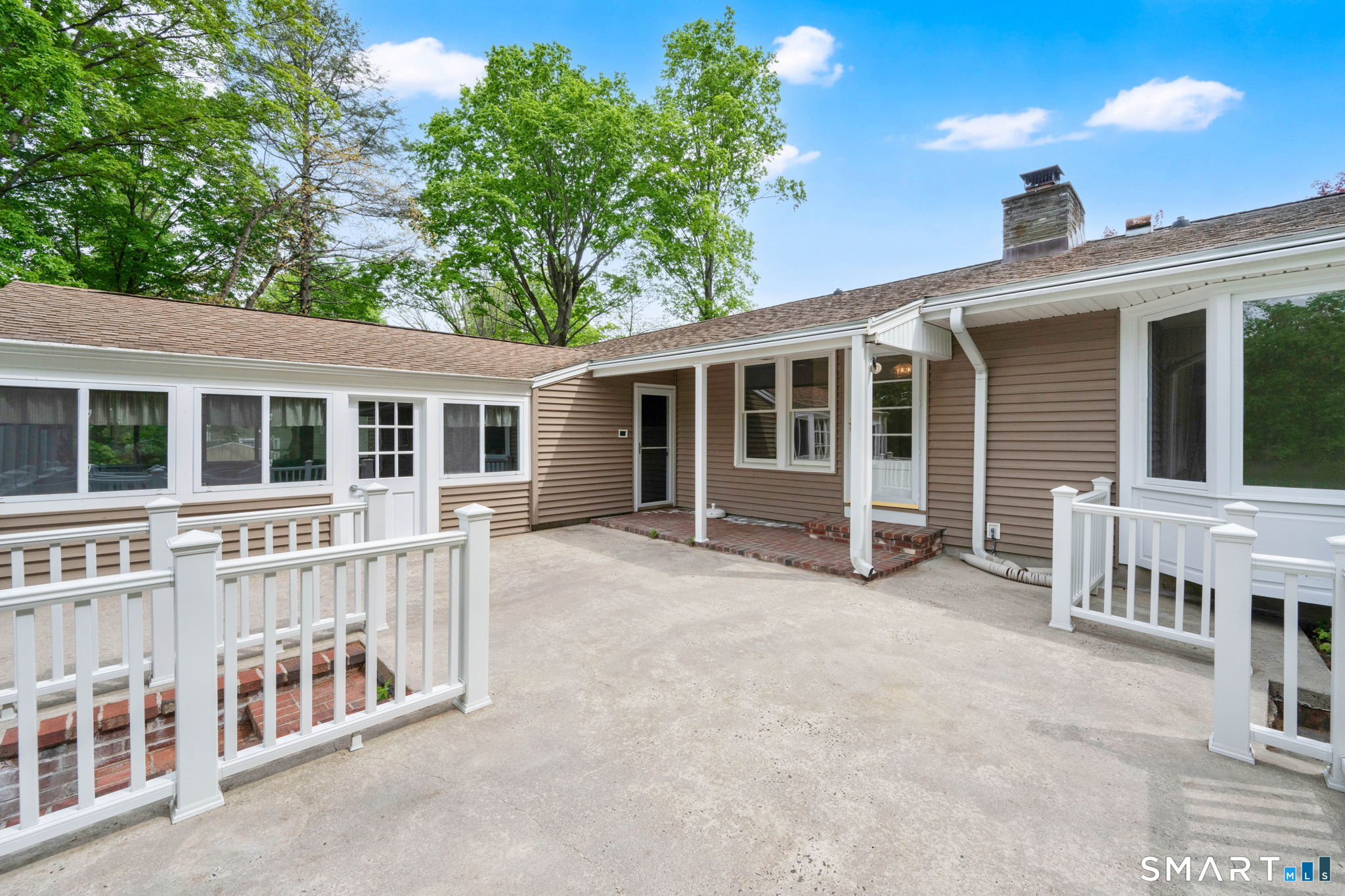 12 Unity Drive Trumbull CT 06611