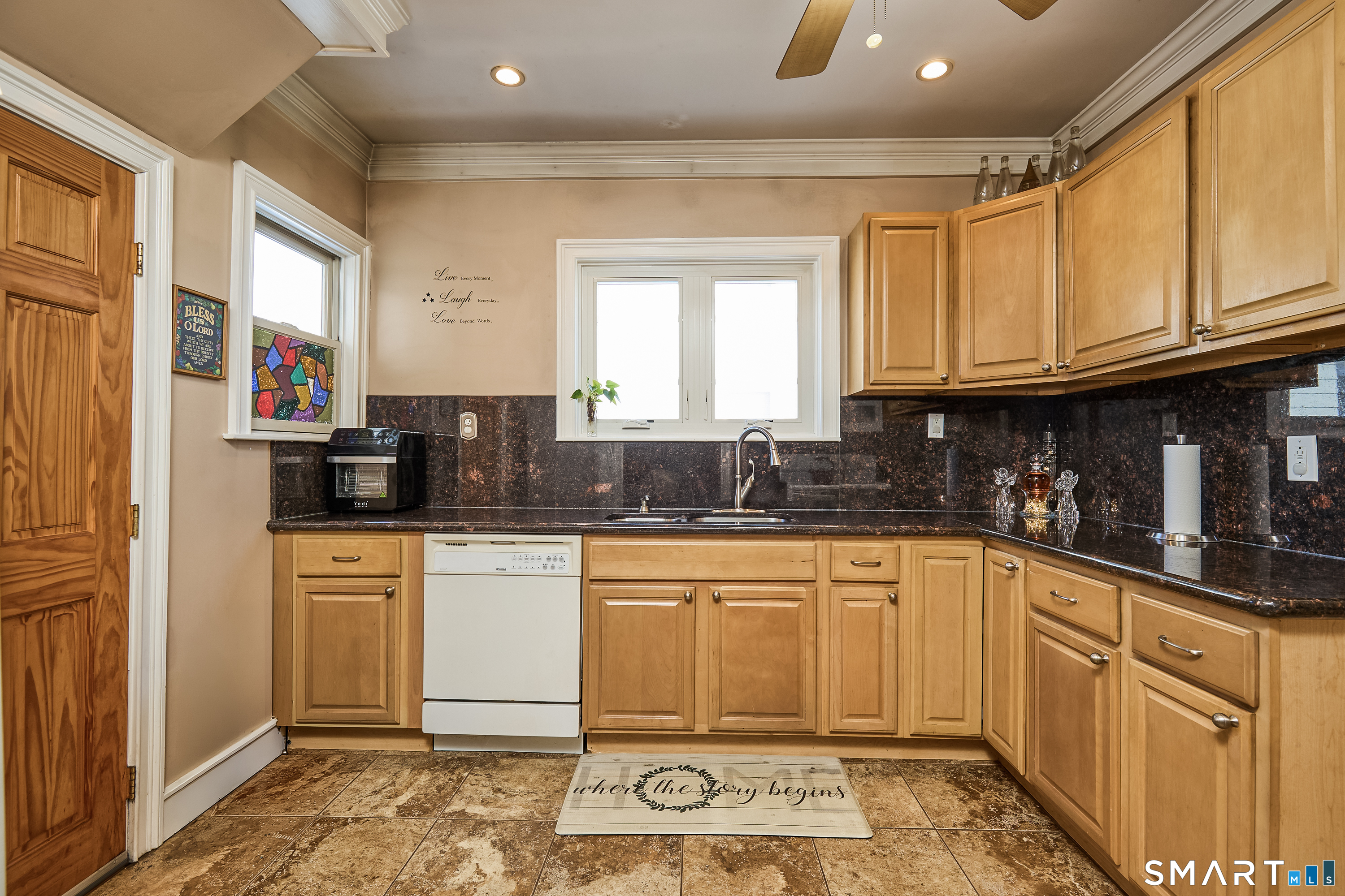 35 Querida Street Bridgeport CT 06604