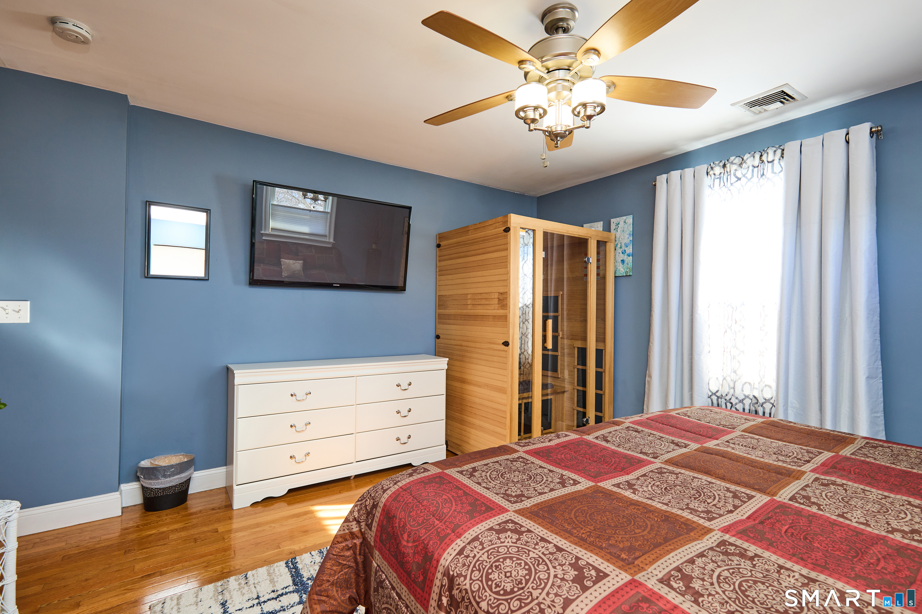 35 Querida Street Bridgeport CT 06604