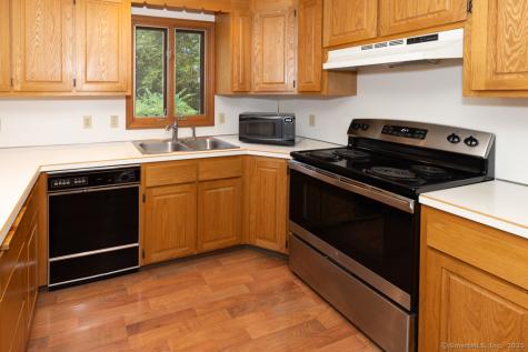 36 Silver Birch Lane Clinton CT 06413