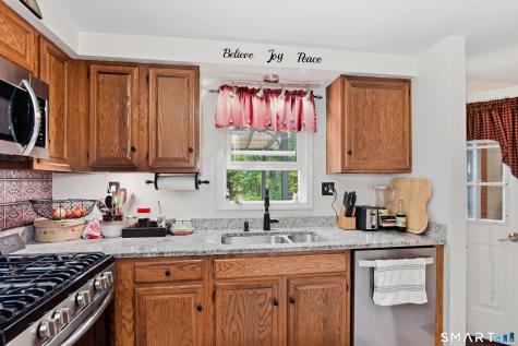 1310 Route 169 Route Woodstock CT 06281
