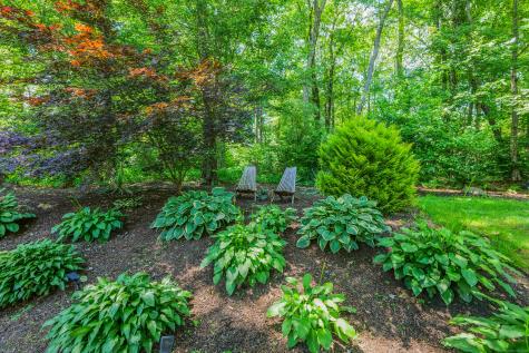 66 Warren Glen Burlington CT 06013