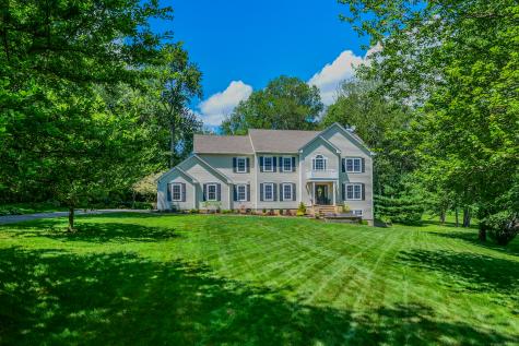 66 Warren Glen Burlington CT 06013