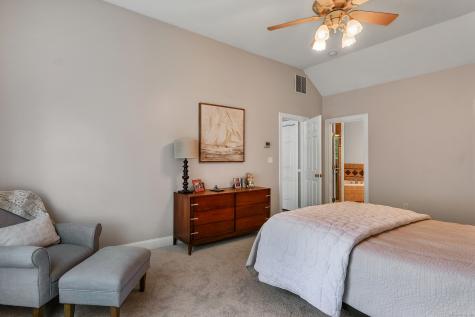 66 Warren Glen Burlington CT 06013