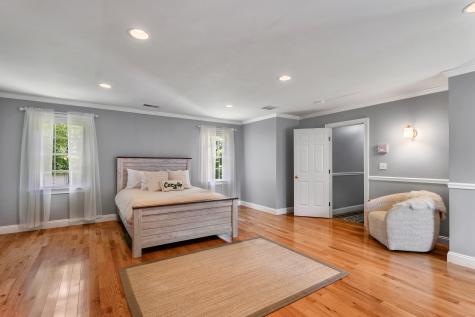 66 Warren Glen Burlington CT 06013