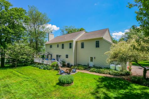 66 Warren Glen Burlington CT 06013