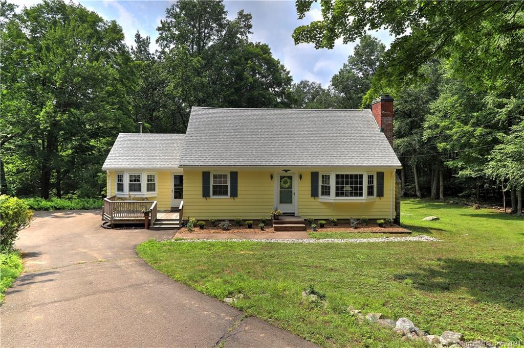155 Sperry Road Bethany CT 06524