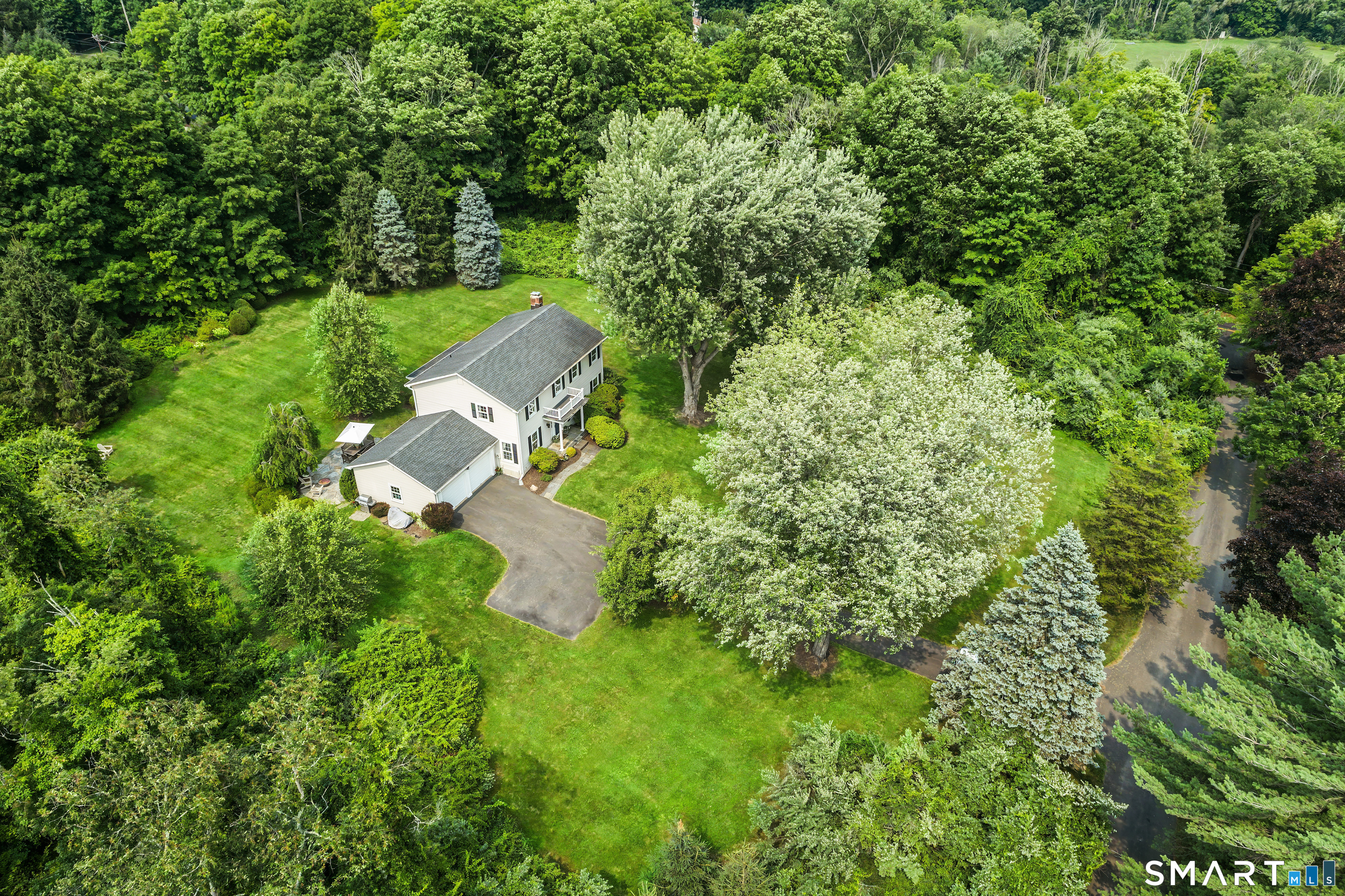 23 Briar Ridge Road Ridgefield CT 06877