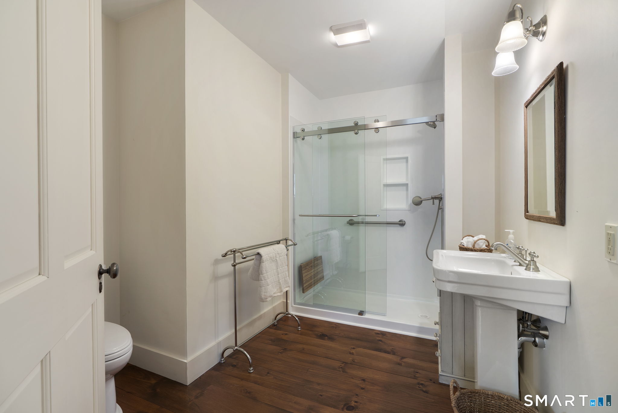 2163 Main Street Glastonbury CT 06033