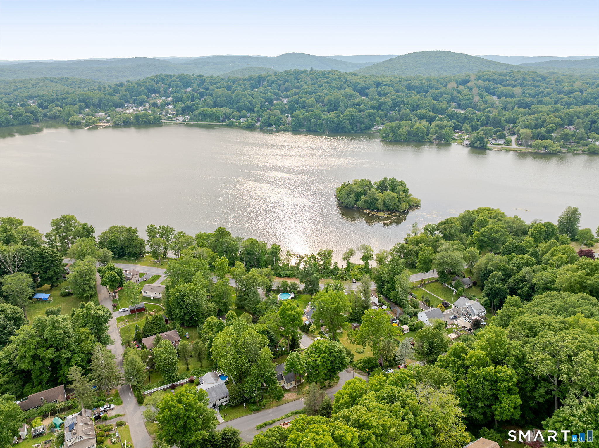 19 Calverton Drive New Fairfield CT 06812