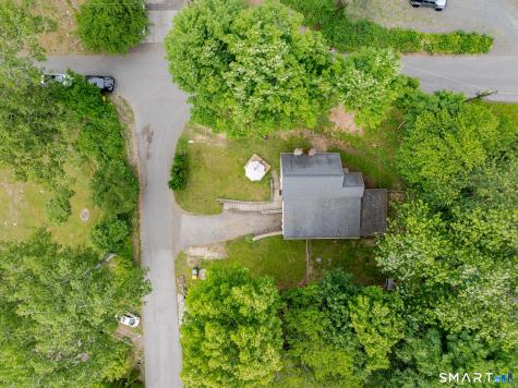 19 Calverton Drive New Fairfield CT 06812