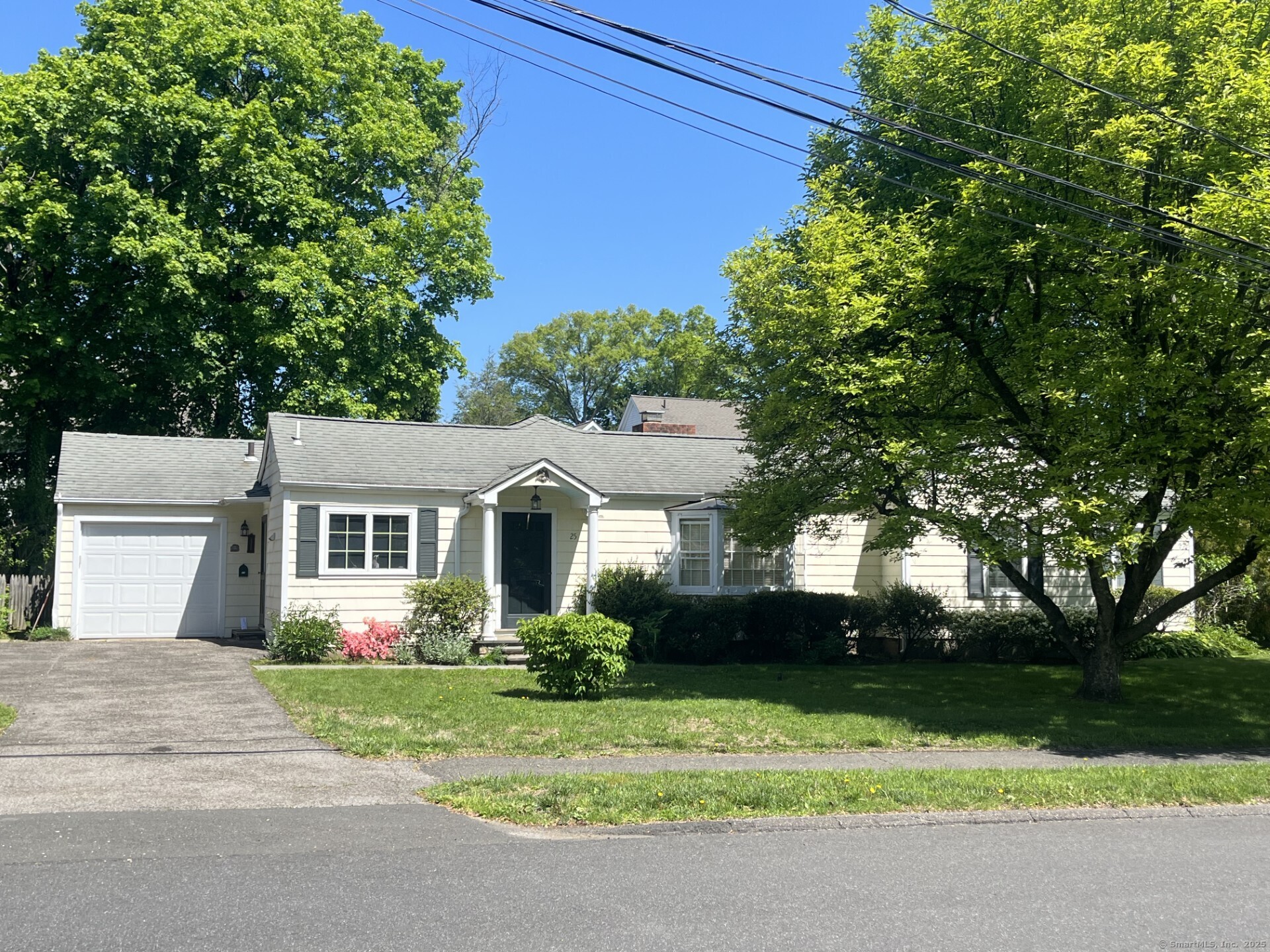 25 Gower Road New Canaan CT 06840