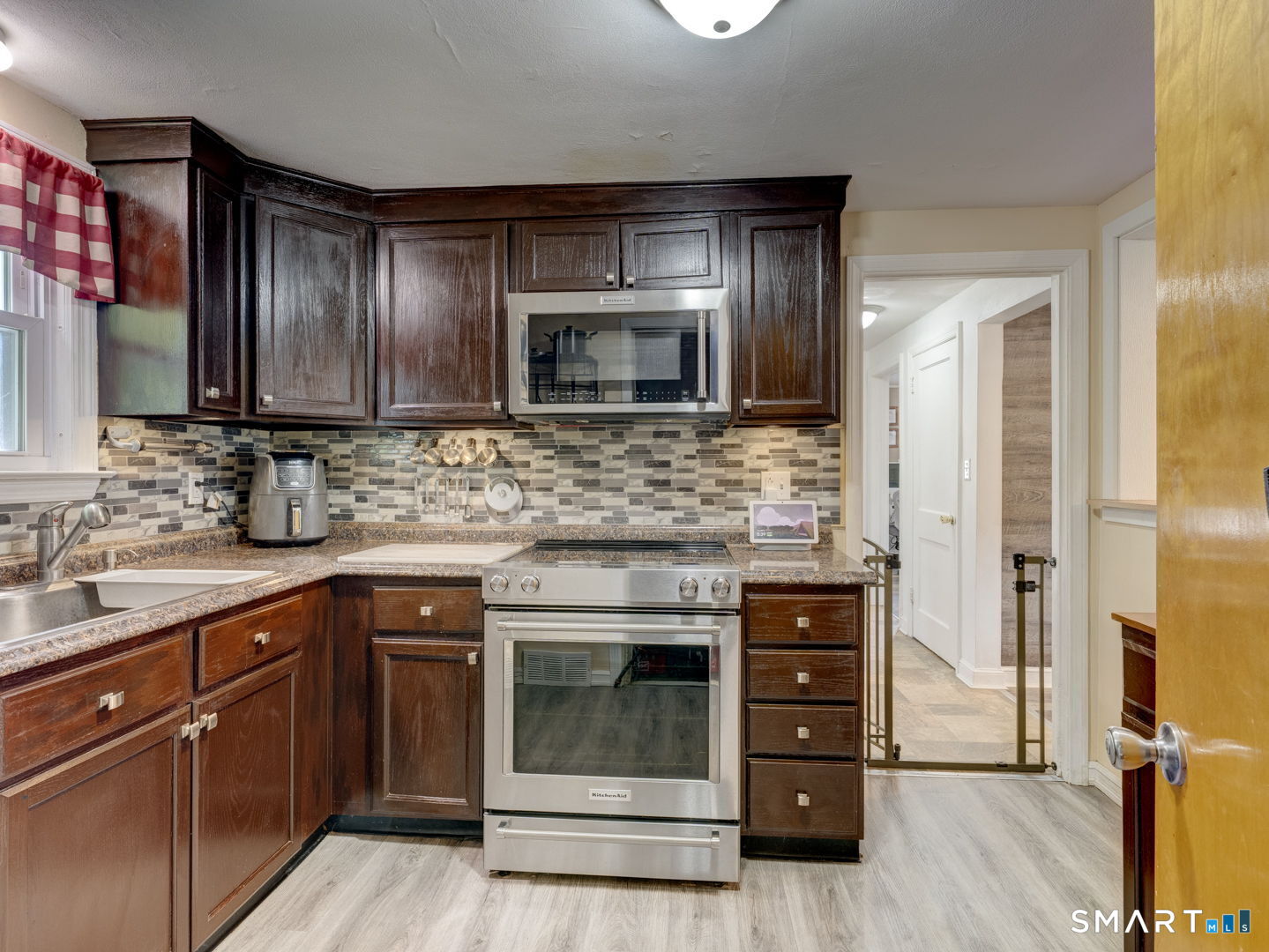 839 Center Street Manchester CT 06040