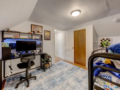 839 Center Street Manchester CT 06040