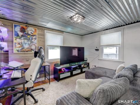 839 Center Street Manchester CT 06040