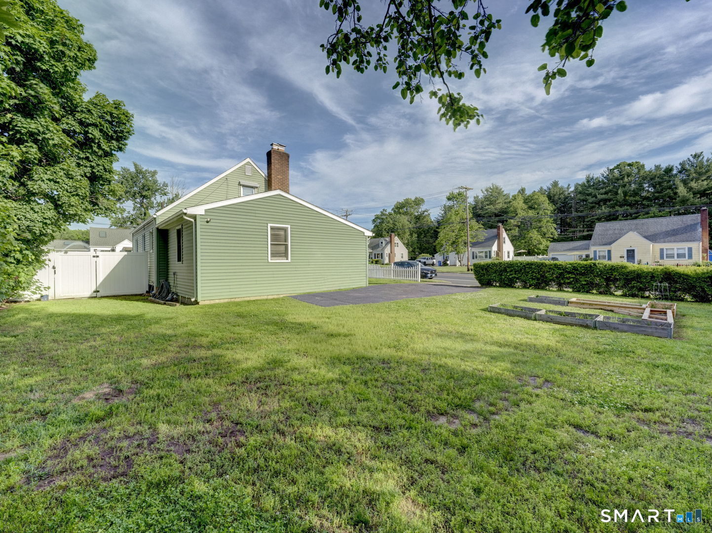 839 Center Street Manchester CT 06040