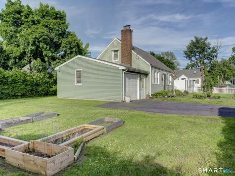 839 Center Street Manchester CT 06040