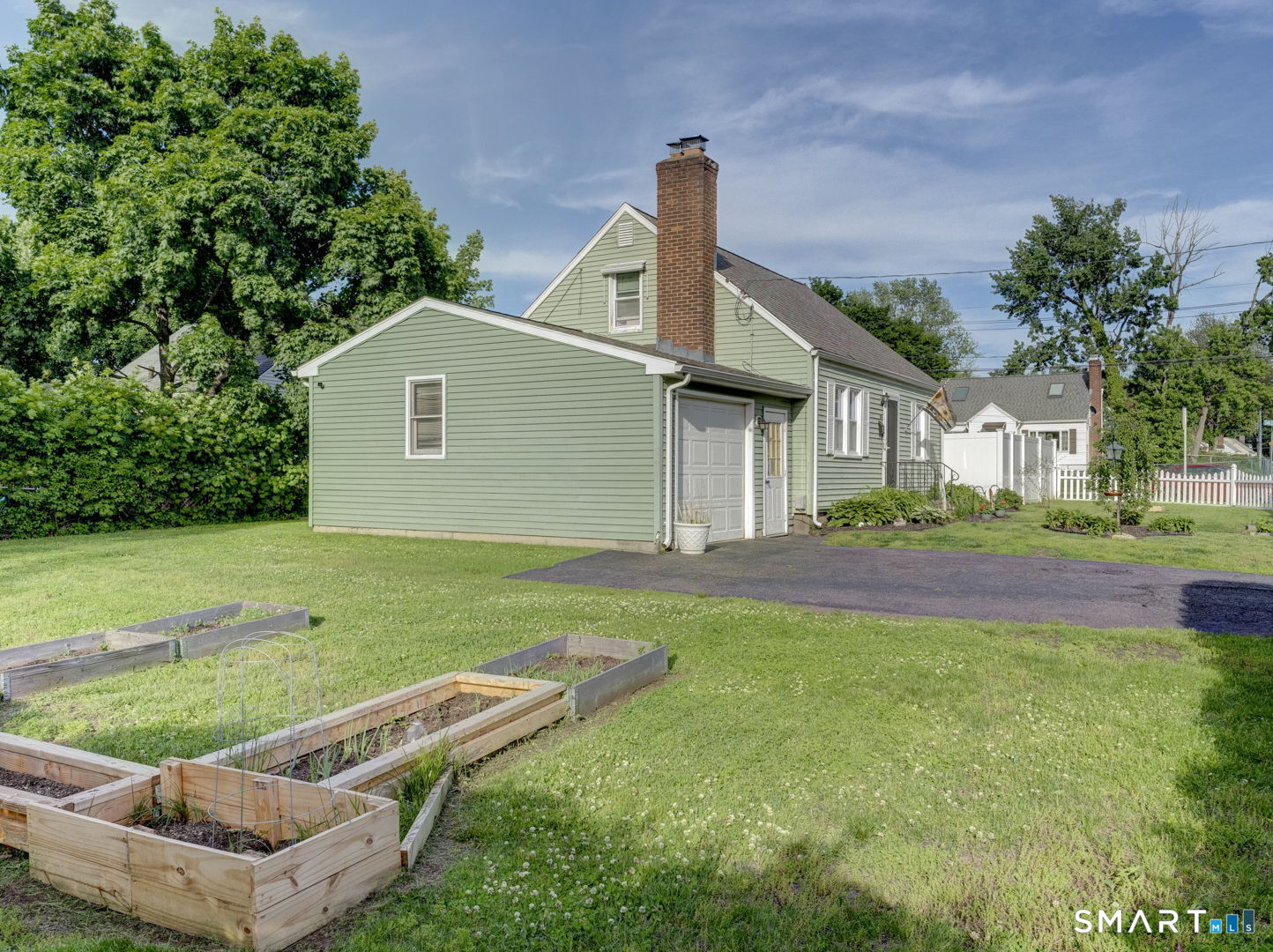 839 Center Street Manchester CT 06040