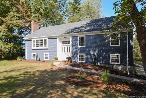 124 Hoskins Road Simsbury CT 06070