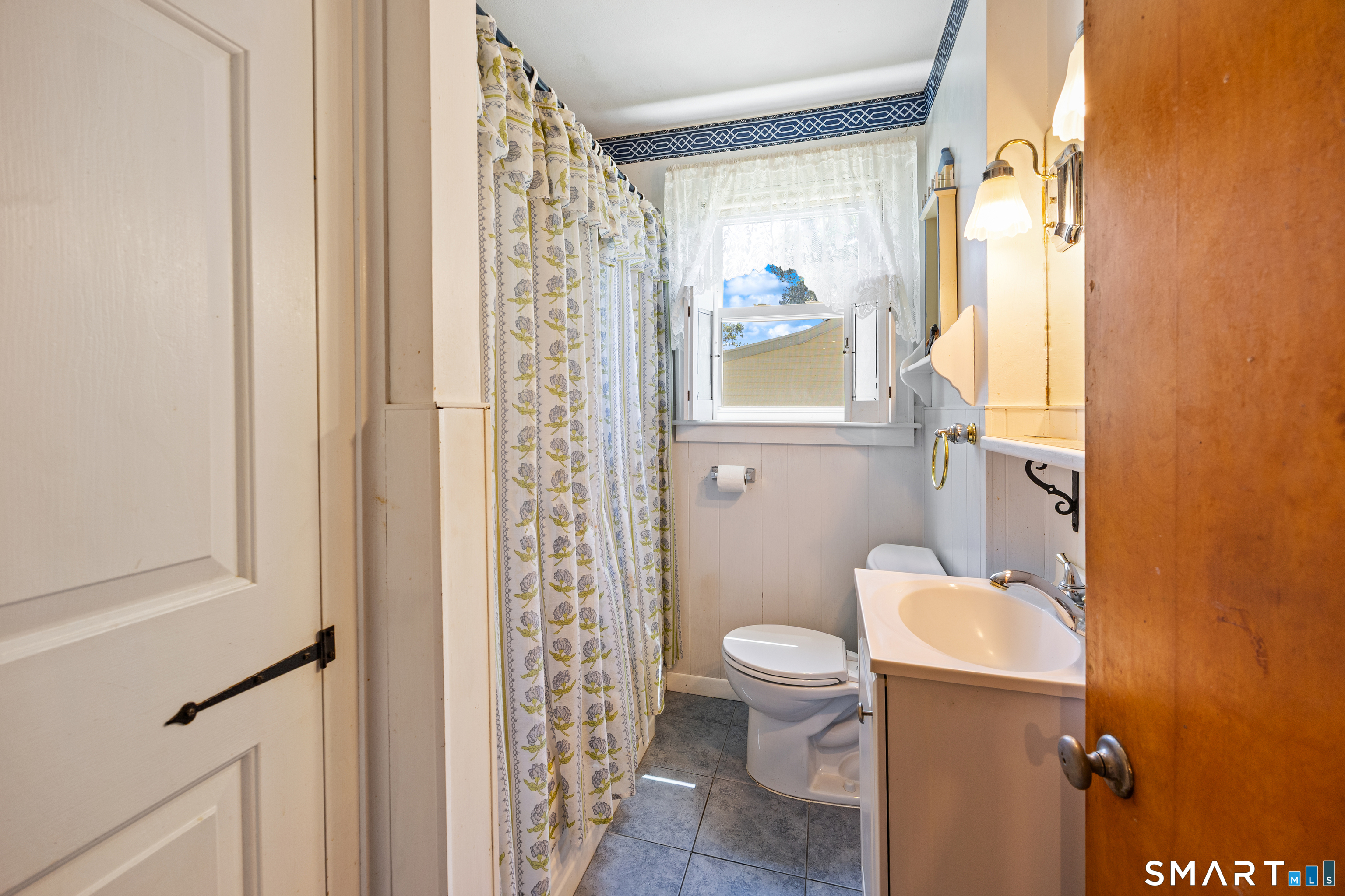 39 Central Avenue West Haven CT 06516