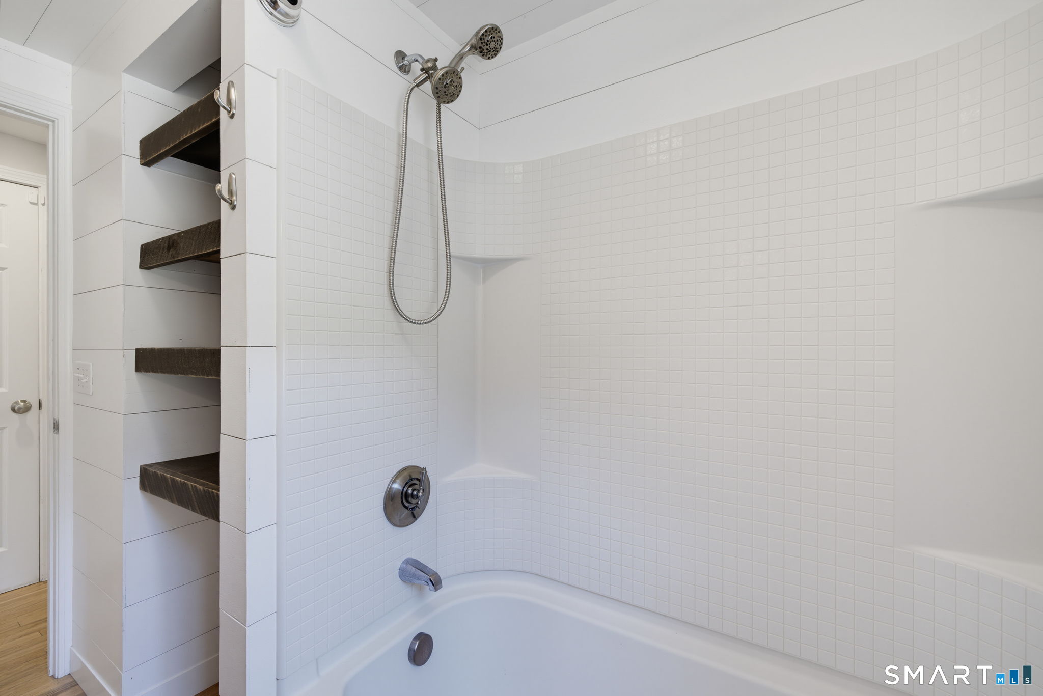 68 Sandy Beach Road Ellington CT 06029