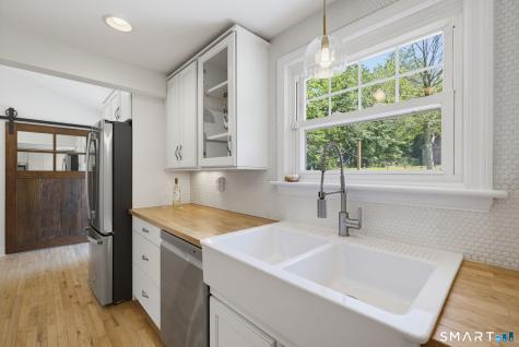 68 Sandy Beach Road Ellington CT 06029