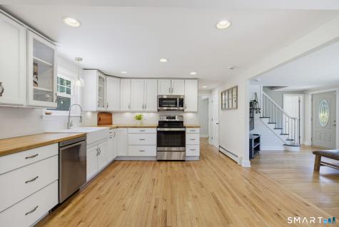68 Sandy Beach Road Ellington CT 06029