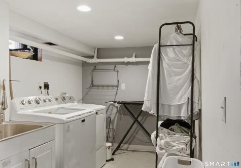 68 Beverly Road New Haven CT 06515