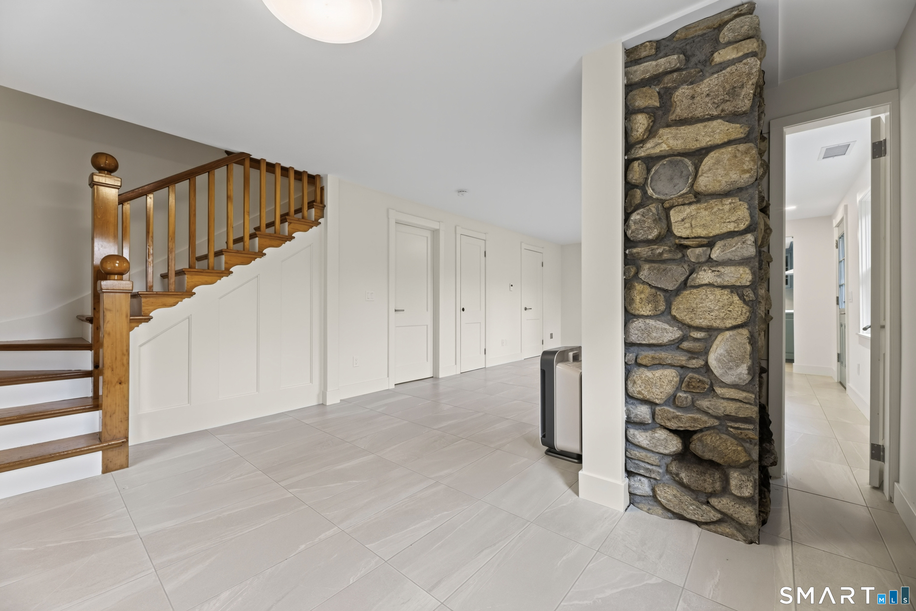 93 Sleepy Hollow Road North Stonington CT 06359