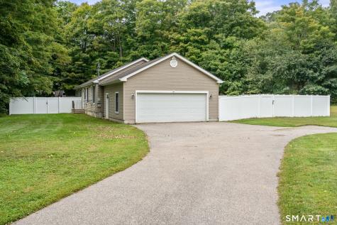 9 Sunnyside East Rd Extension Norwich CT 06360