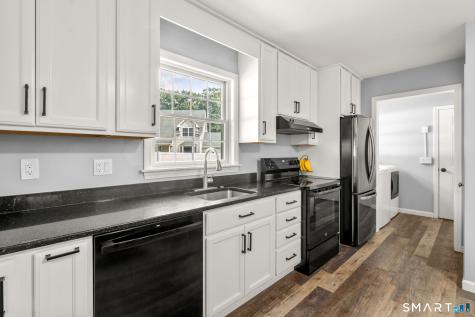9 Sunnyside East Rd Extension Norwich CT 06360