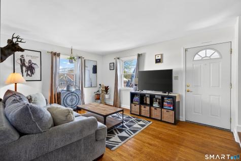 6 Welch Street Hamden CT 06514