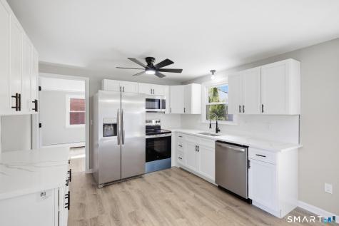 133 Highland Avenue Middletown CT 06457
