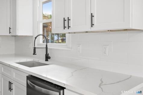 133 Highland Avenue Middletown CT 06457