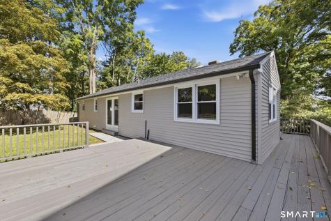 133 Highland Avenue Middletown CT 06457