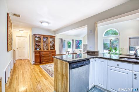 86 Sound Beach Ave Extension Greenwich CT 06878