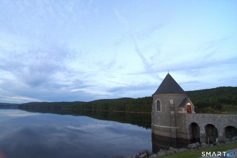 39 Ratlum Mountain Road Barkhamsted CT 06063